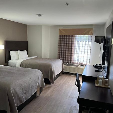 Lavonia Quality Inn מראה חיצוני תמונה