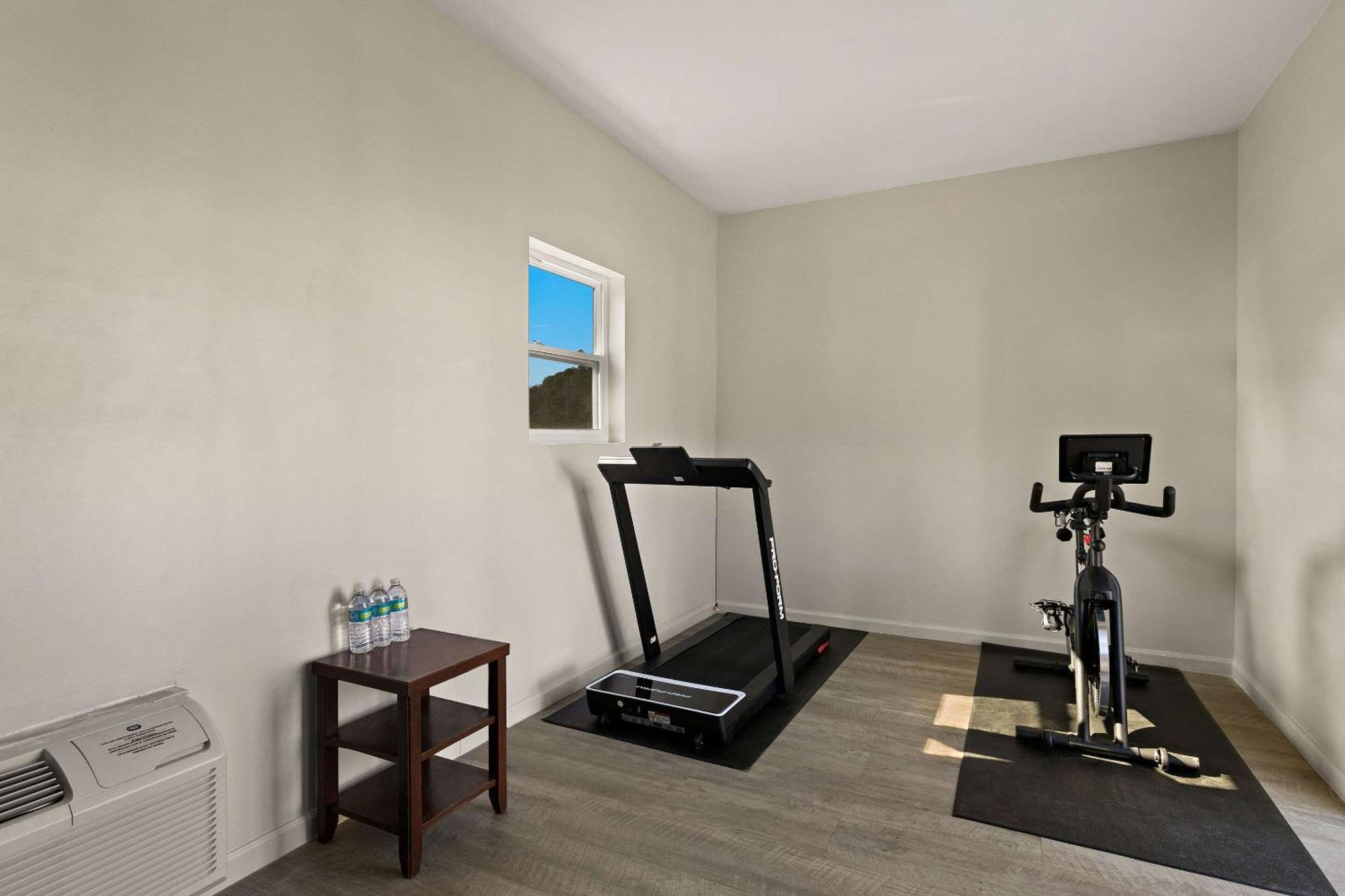 Lavonia Quality Inn מראה חיצוני תמונה