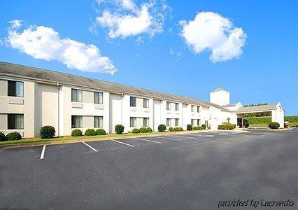 Lavonia Quality Inn מראה חיצוני תמונה